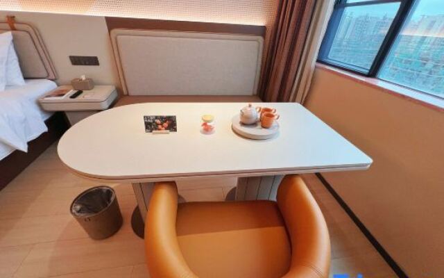 Orange Hotel (Qingyuan Yingde Branch)
