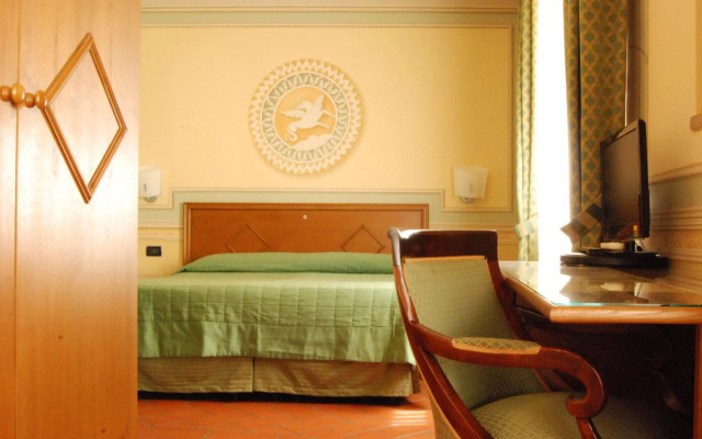 Hotel Diana
