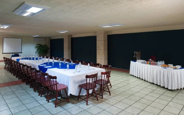 Club Embarcadero Pacifico