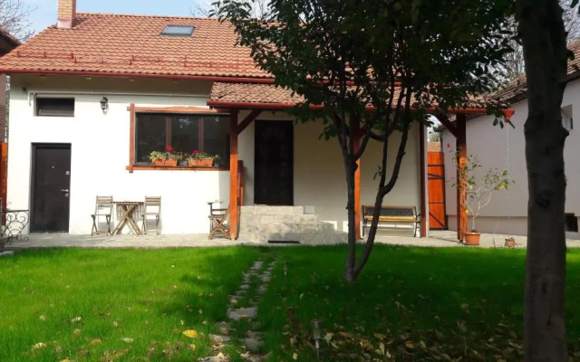 Zozo House