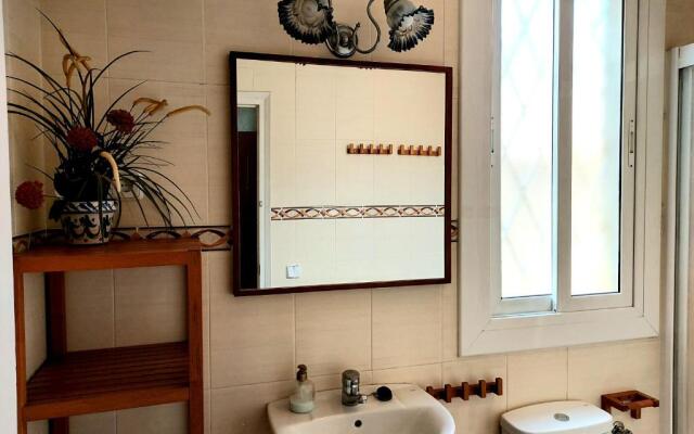 Economic Fira Suites