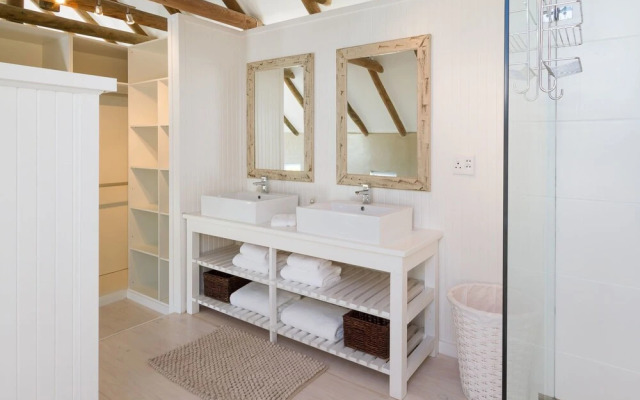 Fin Whale Beach House