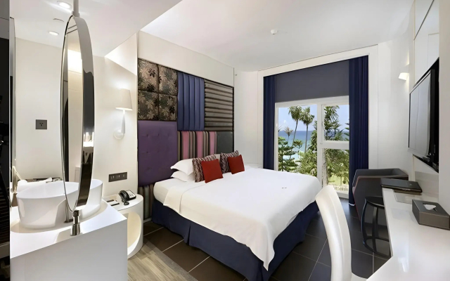 Chateau Beach Resort
