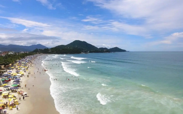 Apto 21D ar condicionado, piscina, garagem coberta