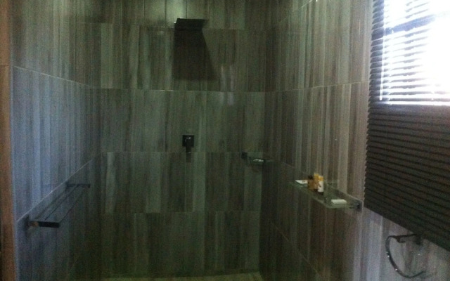 Makgovango Luxury Inn