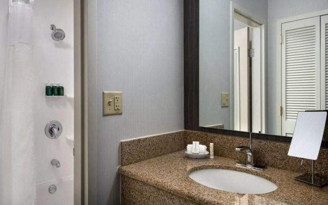 Courtyard by Marriott Mahwah