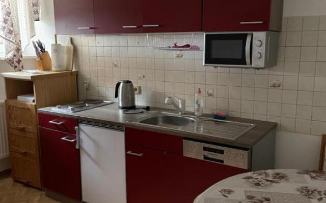 Ziegenbauernhof mit 2 Schlafzimmern und Bergblick