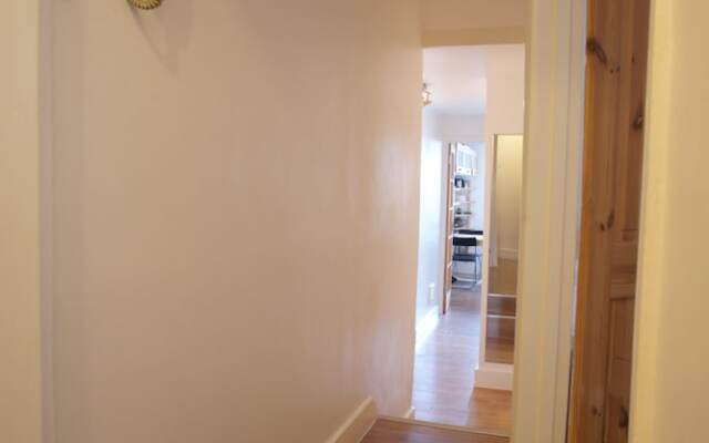 Victorian Flat In Homerton