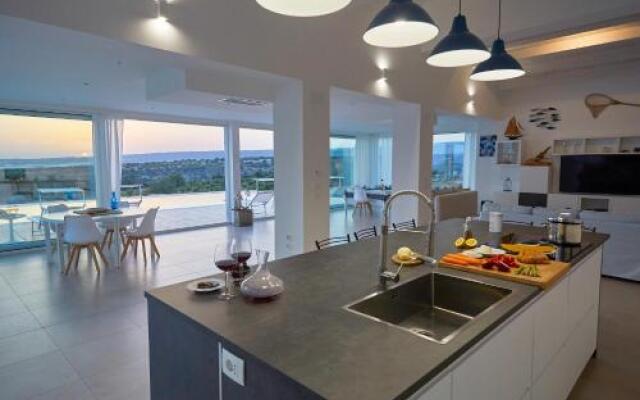 Karat House