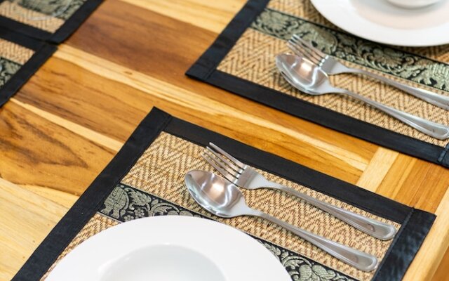 Sukhumivt101 IT Apartment