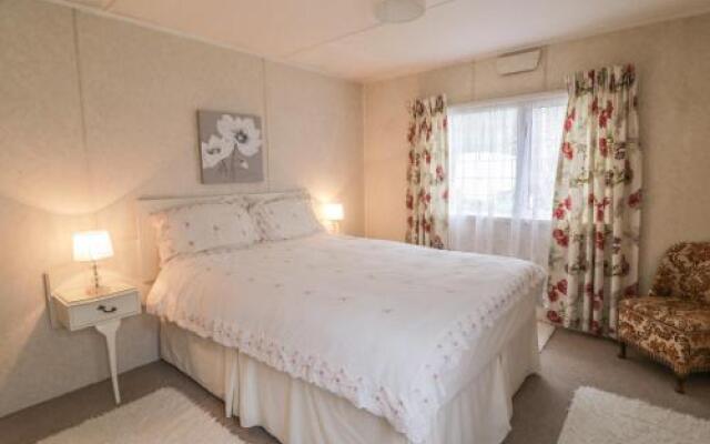 The Lodge, Attleborough