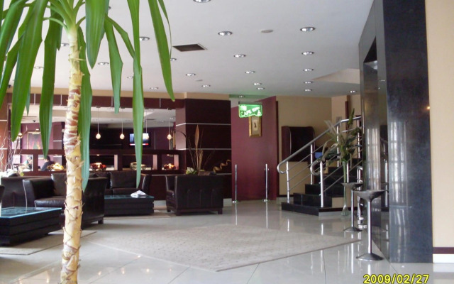 Rumi Hotel