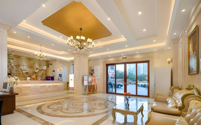 Beihai Yintan Qiaogang Passenger Terminal Park Inn by Radisson