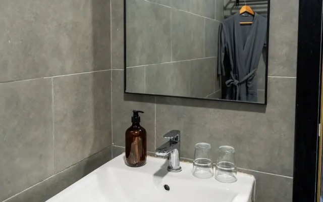 Neu Suites @ 3rdNvenue by Perfect Host