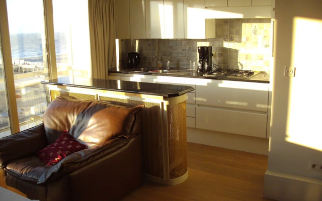 Serena Waterbed Seaview