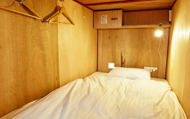 utsuwa Designed Hostel