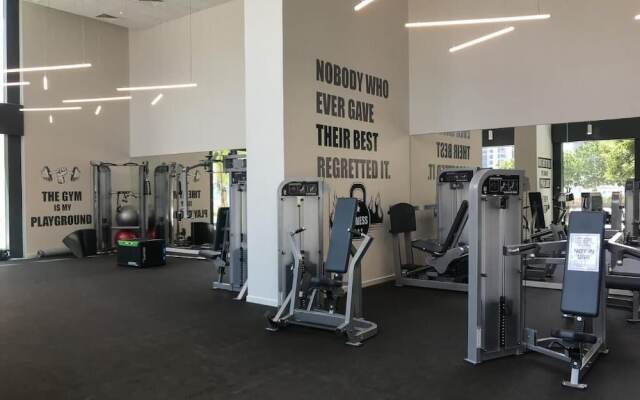 Elegant 1 Bedroom in BLVD Heights