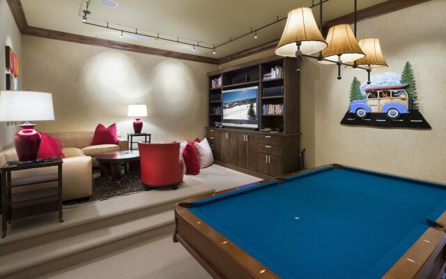 Bachelor Gulch Village