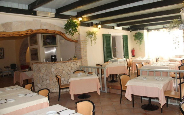 Geranio Rosso Hotel & Restaurant