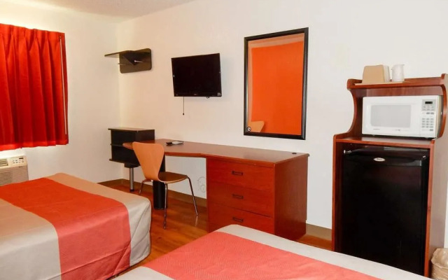 Motel 6 Ponca City