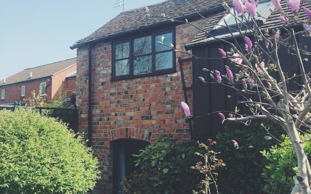 Notley House & The Coach House