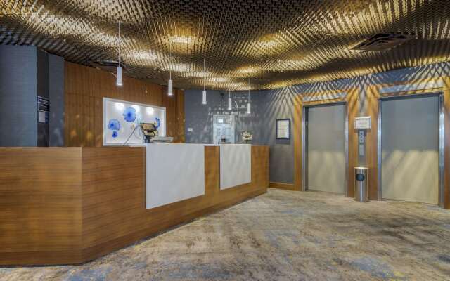 Best Western Premier Chateau Granville Hotel & Suites & Conf. Centre