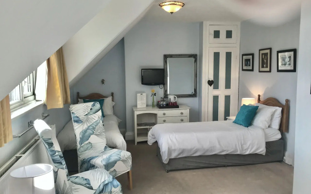 St Raphael Guest House
