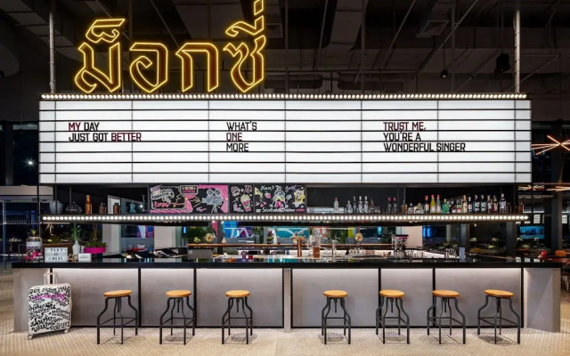 Moxy Bangkok Ratchaprasong