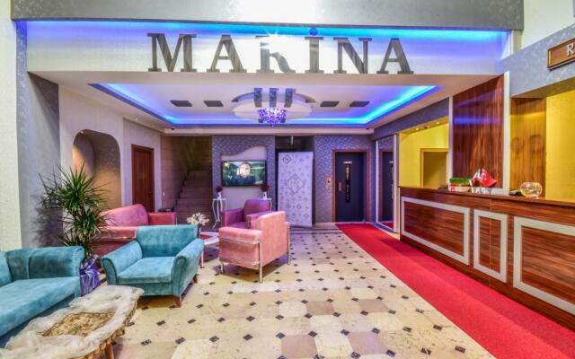 Marina Hotel