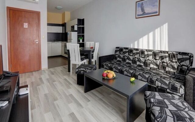 1-St Line Izvora Apart Hotel Golden Sands