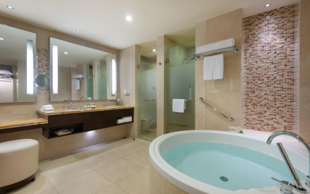 Holiday Inn Shanghai Pudong Kangqiao by IHG