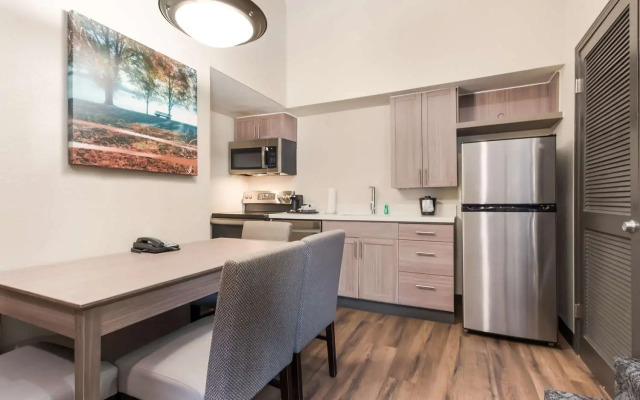 Best Western Fishkill Inn & Suites