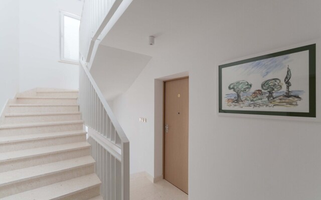 Apartment house Ivan John