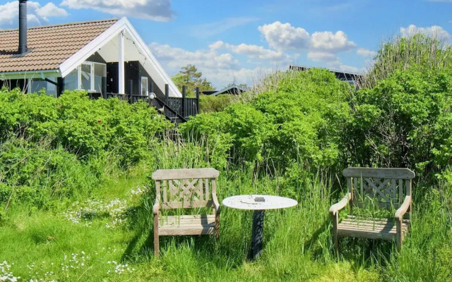 6 Person Holiday Home in Sjaellands Odde-by Traum