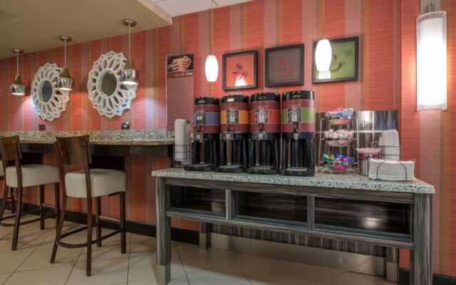 Hampton Inn Atlanta - Newnan