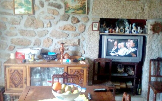 House With 2 Bedrooms in Freches, With Terrace