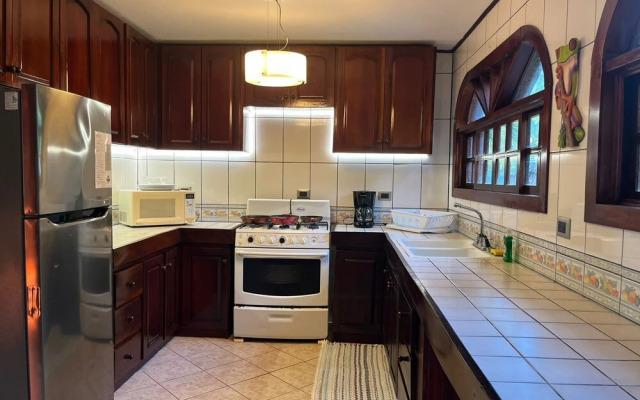 Marea Brava Hotel & Villas