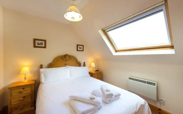 Stob Binnein Cottage