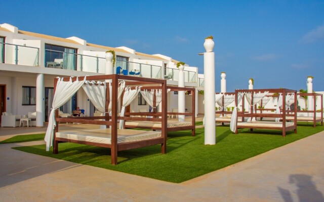 Hotel LIVVO Budha Beach