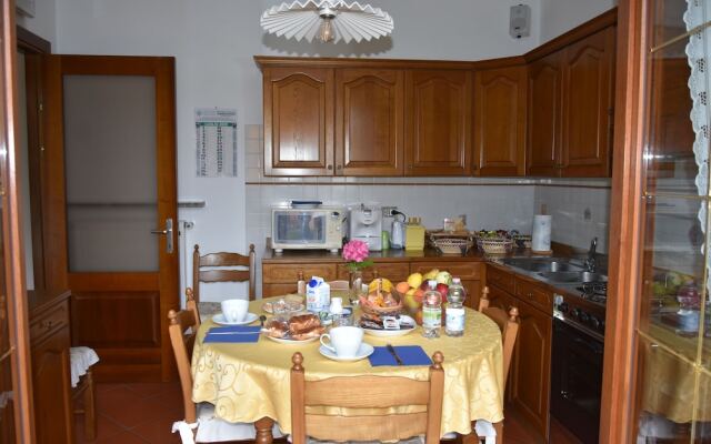 Al Vecchio Glicine - Bed & Breakfast