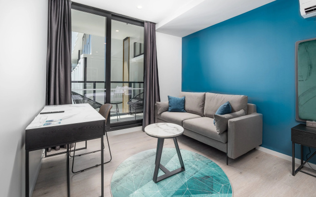 Oros Hotel and Apartments – Guest Rooms – Melbourne