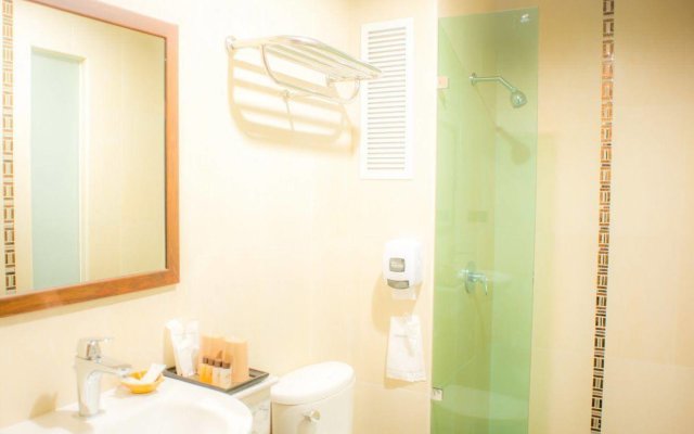 Collection O JA Siam City