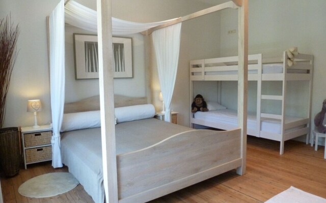 Luxury Mansion in Hastiere-par-Dela with Swimming Pool