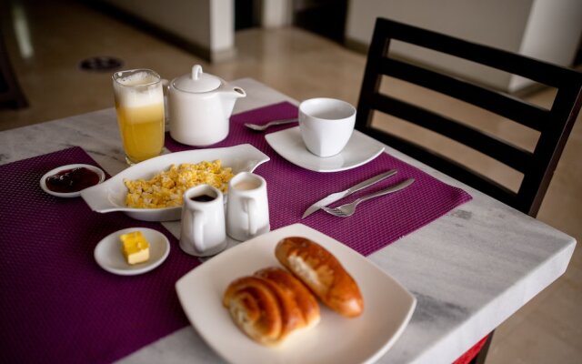 Roswal Hotel