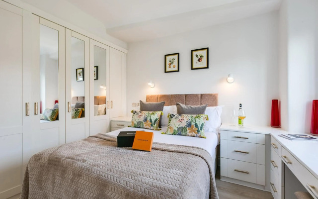 Nell Gwynn House Apartments