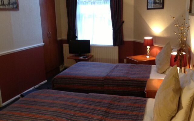 Hare & Hounds Newbury