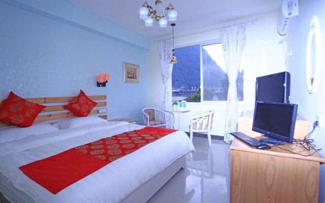 In the Mood Of Love Hotel - Yangshuo
