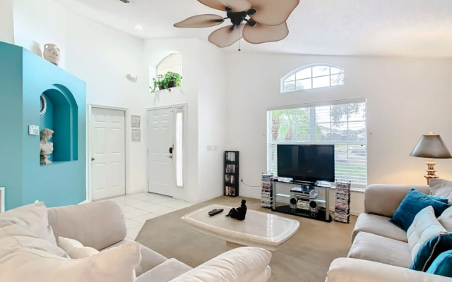 910 Seasons Blvd in Kissimmee, Kissimmee