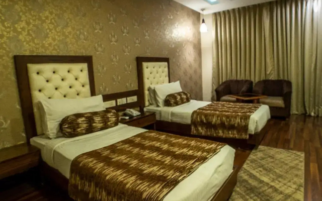Hotel JSR Continental