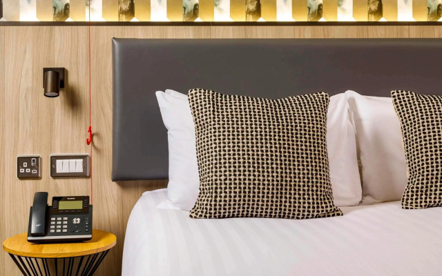 Mercure Newport Hotel